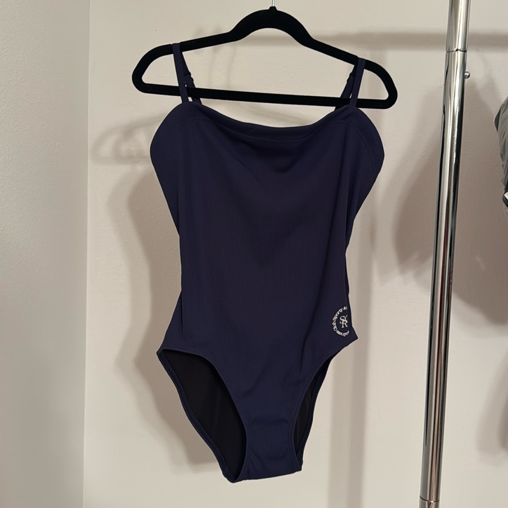 NWT SPORTY & RICH // SOLID & STRIPED